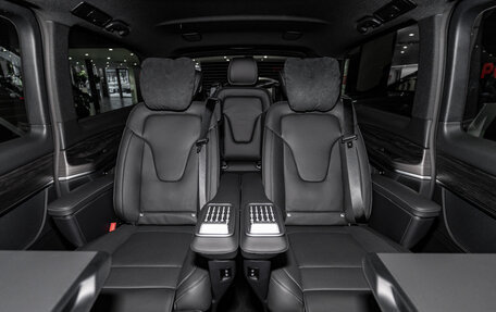 Mercedes-Benz V-Класс, 2025 год, 17 200 000 рублей, 25 фотография