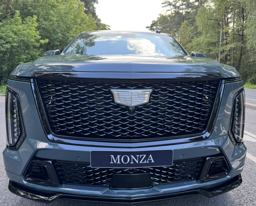 Cadillac Escalade V, 2025 год, 29 000 000 рублей, 19 фотография