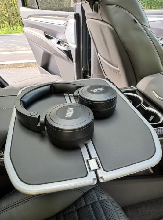 Cadillac Escalade V, 2025 год, 29 000 000 рублей, 52 фотография