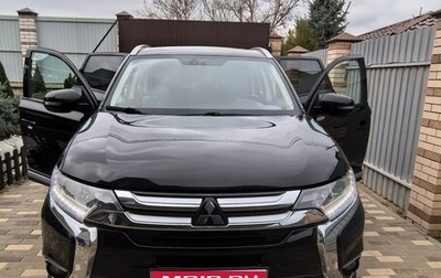Mitsubishi Outlander III рестайлинг 3, 2017 год, 1 699 000 рублей, 1 фотография