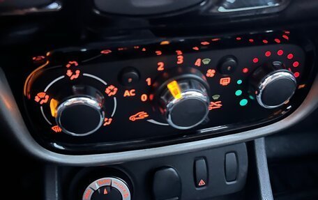 Renault Duster I рестайлинг, 2014 год, 850 000 рублей, 9 фотография