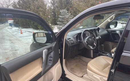 Toyota Land Cruiser Prado 150 рестайлинг 2, 2011 год, 2 099 000 рублей, 10 фотография