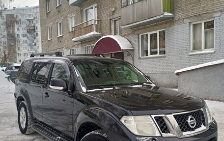 Nissan Pathfinder, 2012 год, 1 150 000 рублей, 1 фотография
