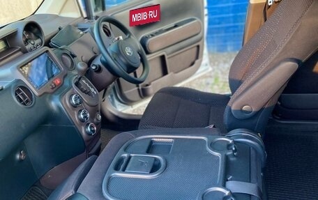 Toyota Spade, 2014 год, 950 000 рублей, 15 фотография