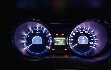 Hyundai Sonata VI, 2011 год, 900 000 рублей, 3 фотография