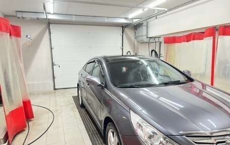 Hyundai Sonata VI, 2011 год, 900 000 рублей, 14 фотография