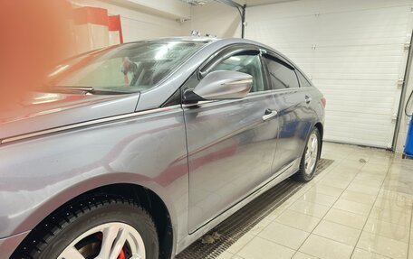 Hyundai Sonata VI, 2011 год, 900 000 рублей, 19 фотография