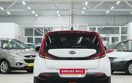 KIA Soul III, 2021 год, 1 979 000 рублей, 6 фотография