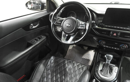 KIA Cerato IV, 2021 год, 2 369 000 рублей, 10 фотография