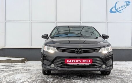 Toyota Camry, 2015 год, 1 980 000 рублей, 2 фотография