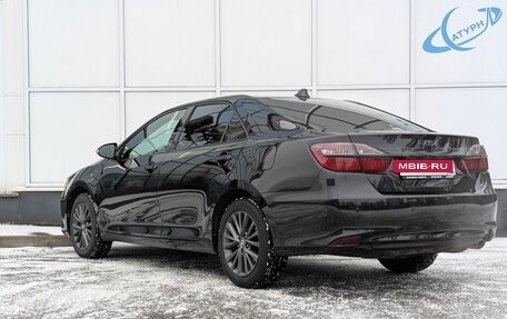 Toyota Camry, 2015 год, 1 980 000 рублей, 10 фотография