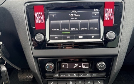 Skoda Rapid I, 2017 год, 1 375 000 рублей, 10 фотография