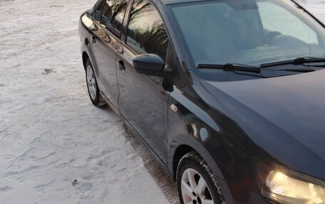 Volkswagen Polo VI (EU Market), 2011 год, 650 000 рублей, 3 фотография