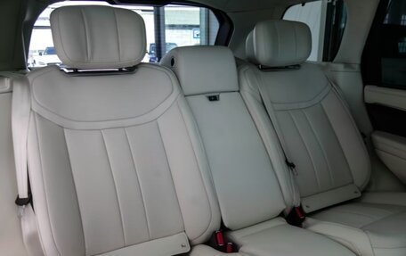 Land Rover Range Rover IV рестайлинг, 2024 год, 24 000 000 рублей, 6 фотография