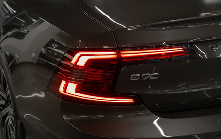 Volvo S90 II рестайлинг, 2020 год, 4 100 000 рублей, 27 фотография