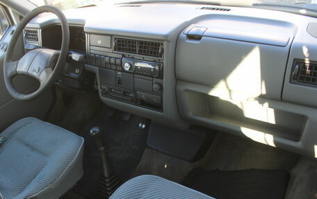 Volkswagen Caravelle T4, 1995 год, 554 000 рублей, 11 фотография