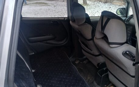 Honda Fit III, 2003 год, 325 000 рублей, 7 фотография