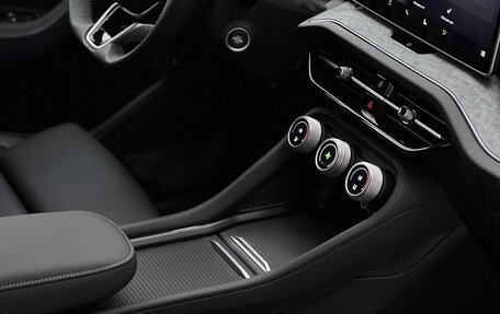 Skoda Kodiaq, 2025 год, 6 490 000 рублей, 25 фотография