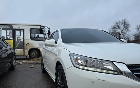 Honda Accord IX рестайлинг, 2013 год, 1 670 000 рублей, 13 фотография