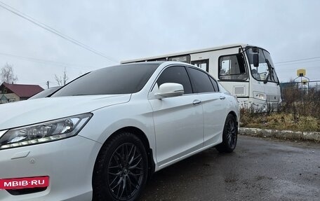 Honda Accord IX рестайлинг, 2013 год, 1 670 000 рублей, 12 фотография