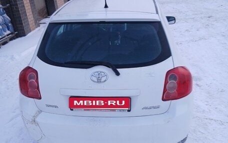 Toyota Auris II, 2008 год, 600 000 рублей, 2 фотография