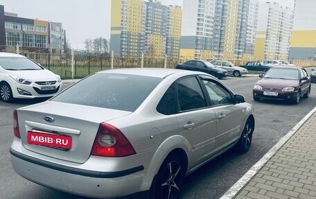 Ford Focus II рестайлинг, 2005 год, 400 000 рублей, 2 фотография