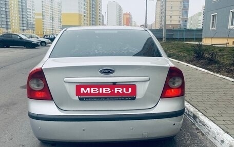 Ford Focus II рестайлинг, 2005 год, 400 000 рублей, 7 фотография