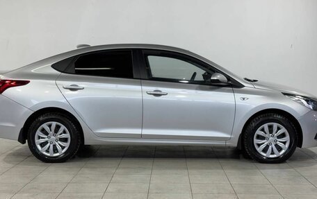 Hyundai Solaris II рестайлинг, 2018 год, 1 380 000 рублей, 2 фотография