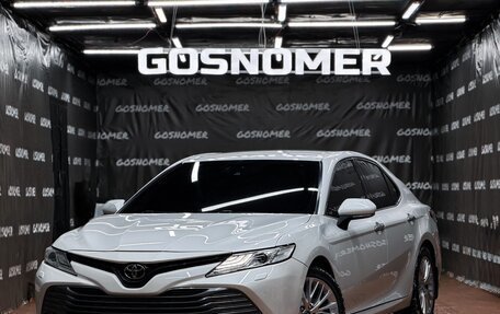 Toyota Camry, 2018 год, 2 699 990 рублей, 2 фотография