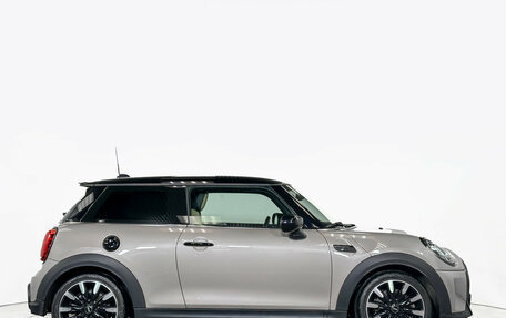 MINI Hatch, 2021 год, 3 327 800 рублей, 4 фотография