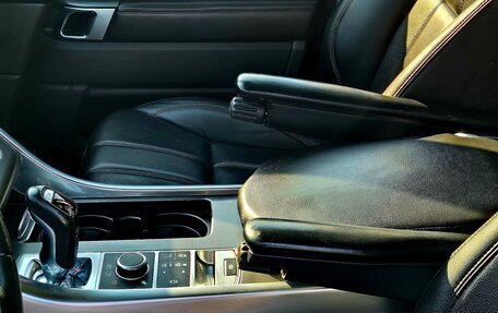 Land Rover Range Rover Sport II, 2016 год, 2 800 000 рублей, 25 фотография