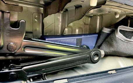 Hyundai Grand Starex Grand Starex I рестайлинг 2, 2019 год, 3 850 000 рублей, 36 фотография