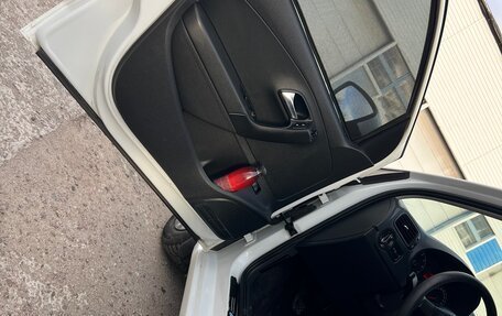 Volkswagen Polo VI (EU Market), 2014 год, 900 000 рублей, 4 фотография