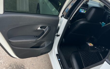 Volkswagen Polo VI (EU Market), 2014 год, 900 000 рублей, 6 фотография