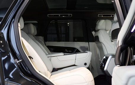 Land Rover Range Rover IV рестайлинг, 2025 год, 24 200 000 рублей, 12 фотография