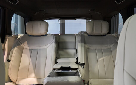Land Rover Range Rover IV рестайлинг, 2025 год, 24 200 000 рублей, 15 фотография