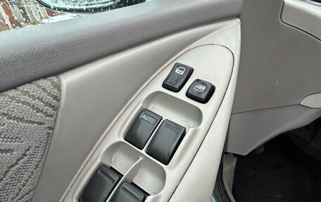 Nissan Almera Tino i, 2001 год, 310 000 рублей, 8 фотография