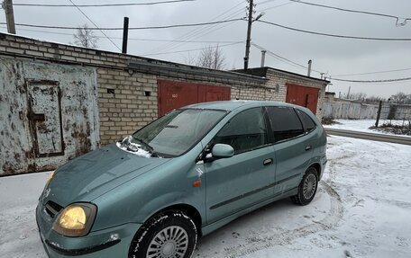 Nissan Almera Tino i, 2001 год, 310 000 рублей, 2 фотография