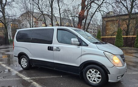 Hyundai Grand Starex Grand Starex I рестайлинг 2, 2009 год, 830 000 рублей, 6 фотография