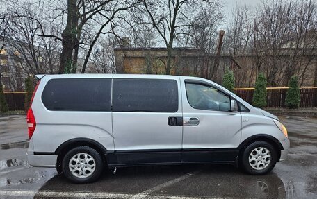 Hyundai Grand Starex Grand Starex I рестайлинг 2, 2009 год, 830 000 рублей, 7 фотография