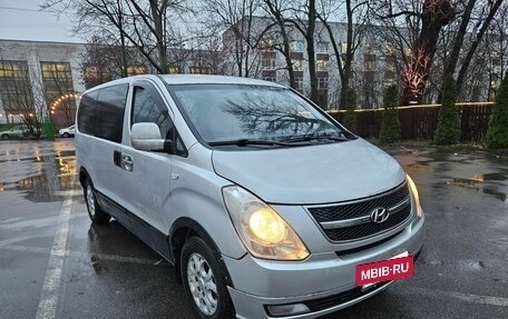 Hyundai Grand Starex Grand Starex I рестайлинг 2, 2009 год, 830 000 рублей, 5 фотография