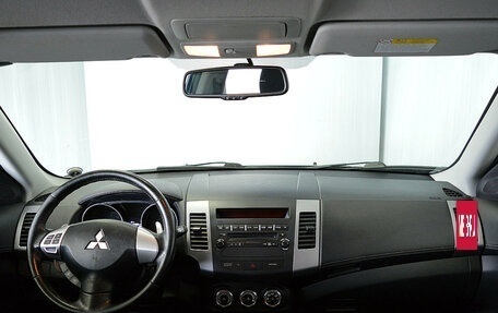 Mitsubishi Outlander III рестайлинг 3, 2012 год, 849 000 рублей, 4 фотография