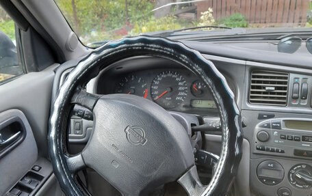 Nissan Primera II рестайлинг, 2000 год, 130 000 рублей, 11 фотография