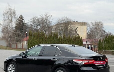 Toyota Camry, 2020 год, 2 695 000 рублей, 6 фотография
