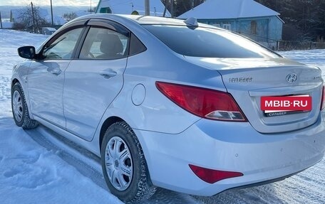 Hyundai Solaris II рестайлинг, 2014 год, 900 000 рублей, 6 фотография