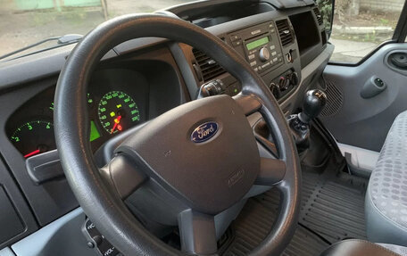 Ford Tourneo Custom I рестайлинг, 2013 год, 2 250 000 рублей, 3 фотография