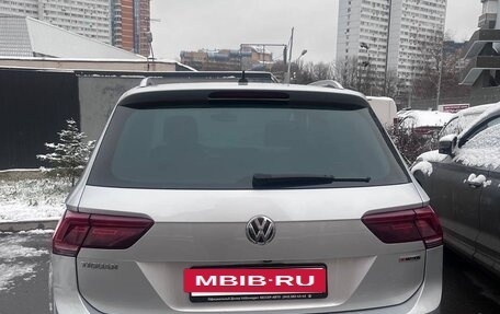 Volkswagen Tiguan II, 2018 год, 2 400 000 рублей, 6 фотография
