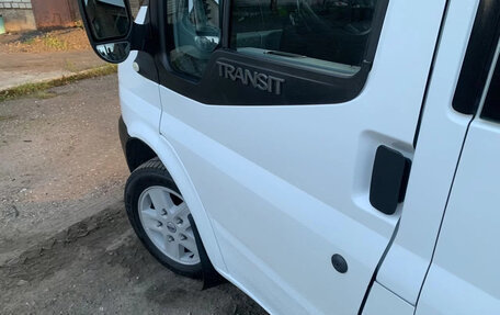 Ford Tourneo Custom I рестайлинг, 2013 год, 2 250 000 рублей, 19 фотография