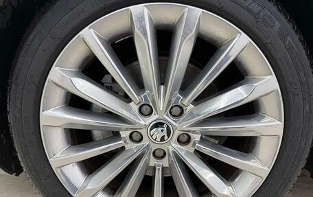 Skoda Superb III рестайлинг, 2021 год, 2 280 000 рублей, 9 фотография