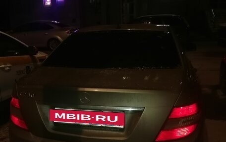 Mercedes-Benz C-Класс, 2009 год, 850 000 рублей, 4 фотография